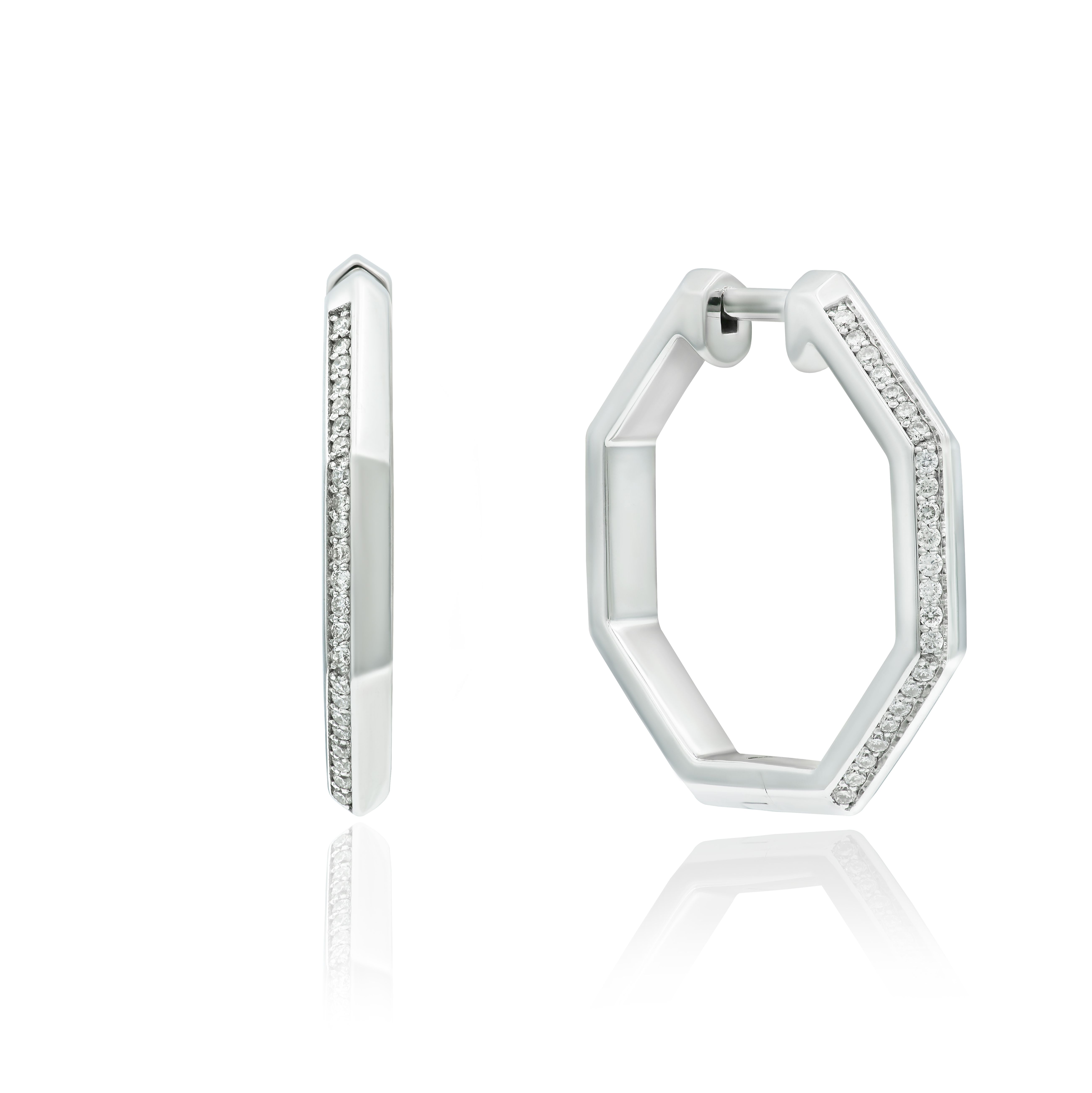 Серьги из белого золота с бриллиантами