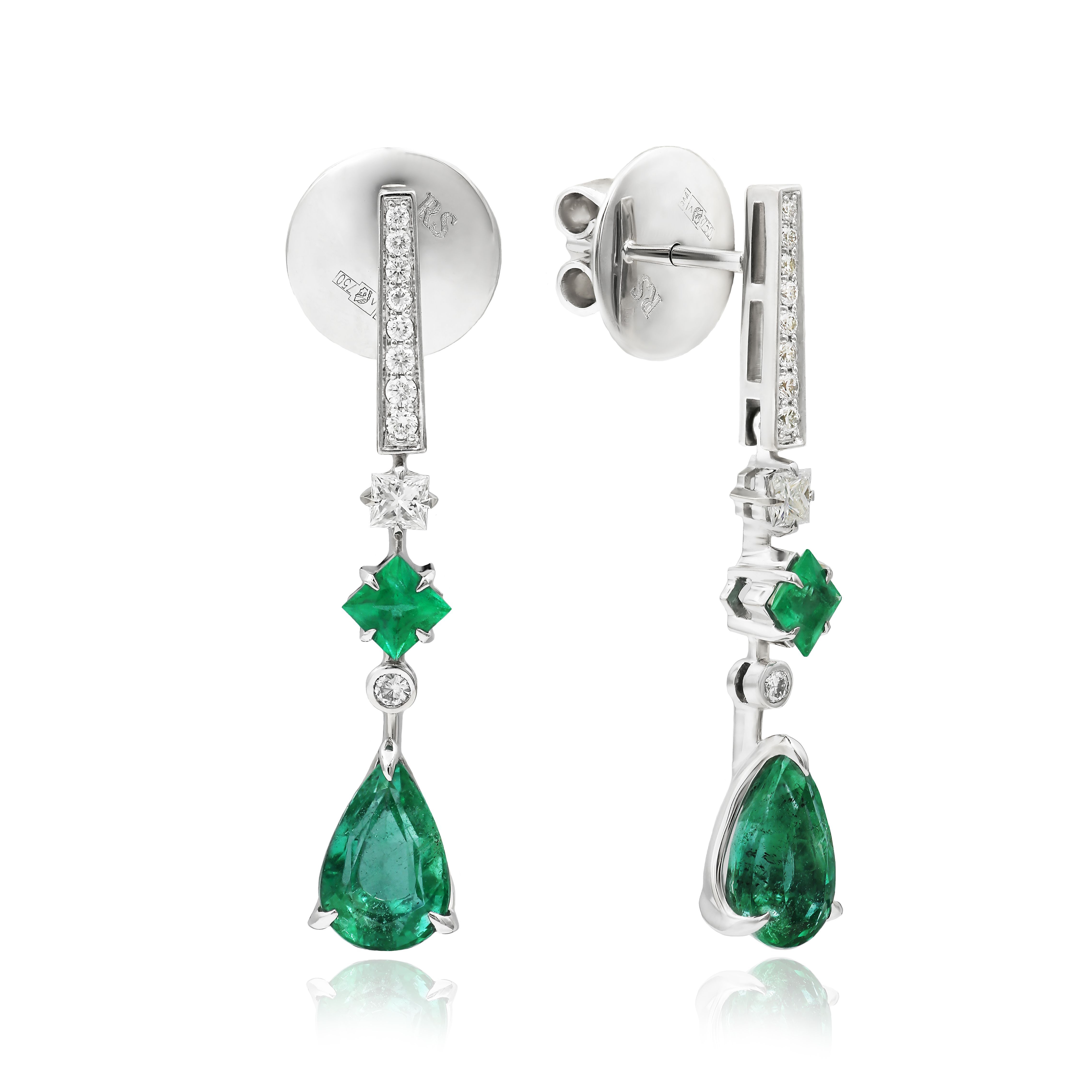 Пусеты из белого золота с изумрудами 2.73 ct и бриллиантами