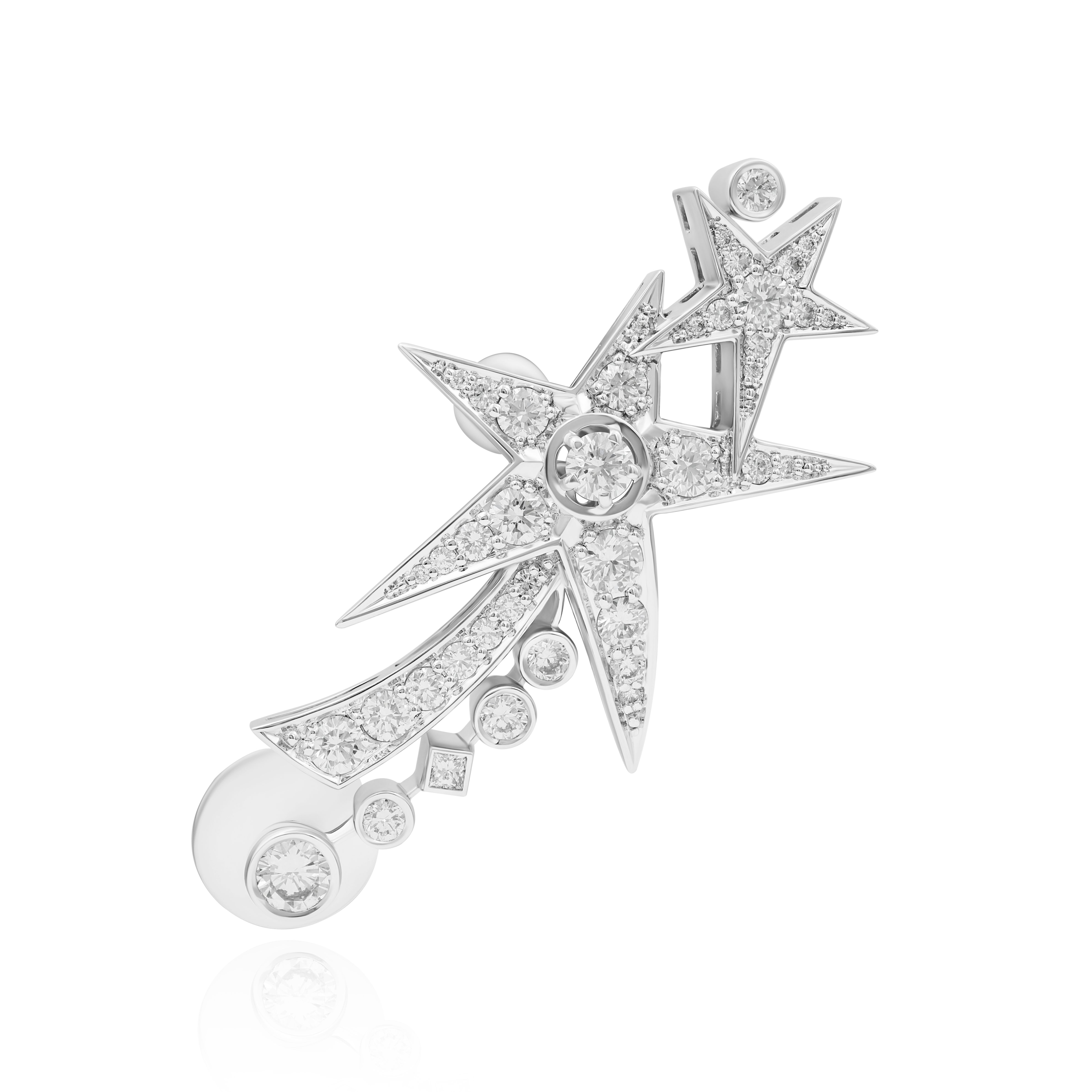 Серьга кафф из белого золота с бриллиантами