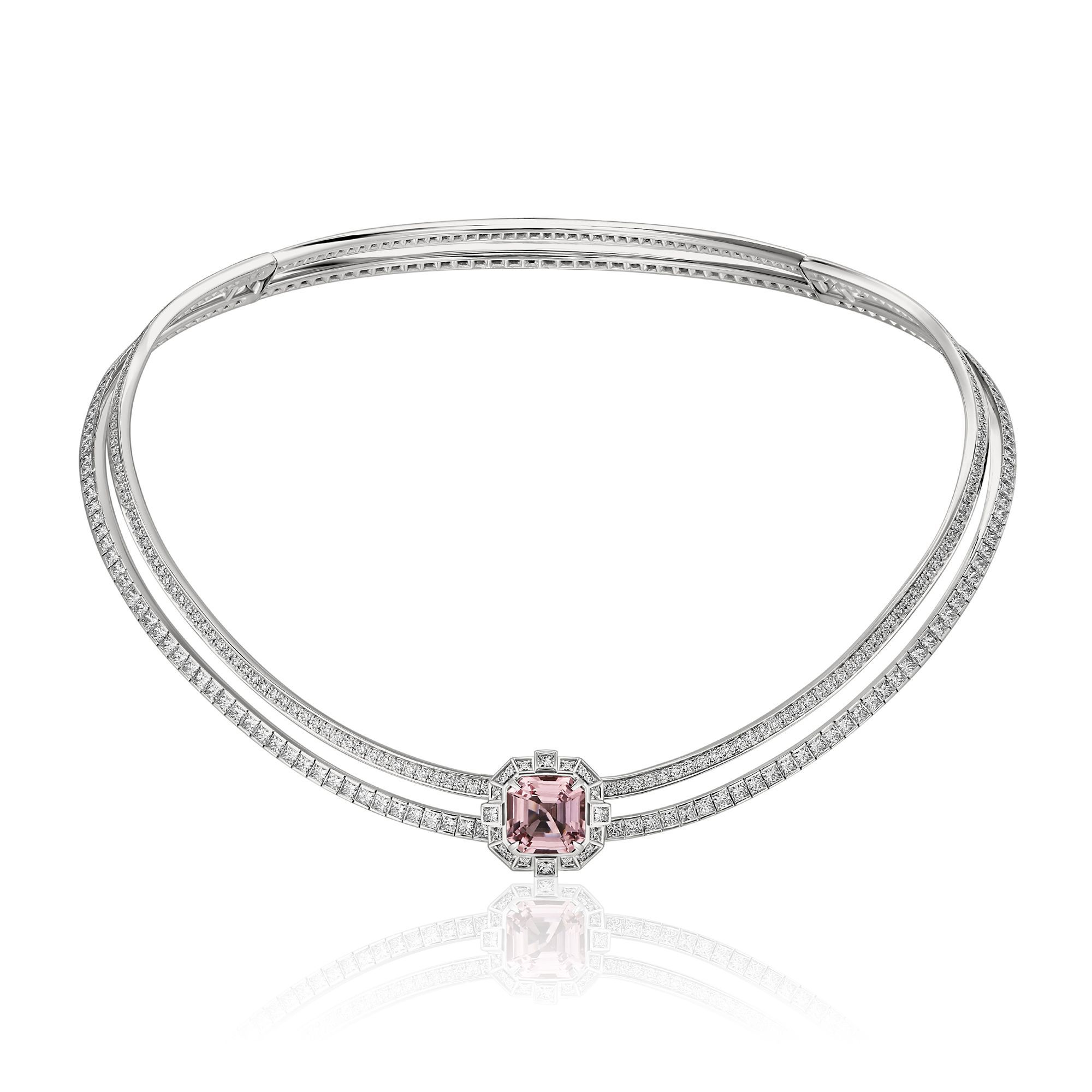 Колье из белого золота с морганитом 4.18 ct и бриллиантами