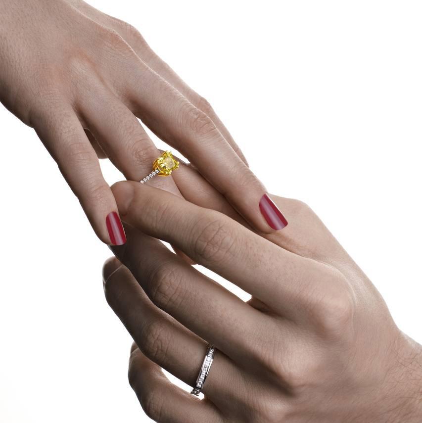 Александр Пастухов: «Если девушка намекает на брак – пора действовать» 