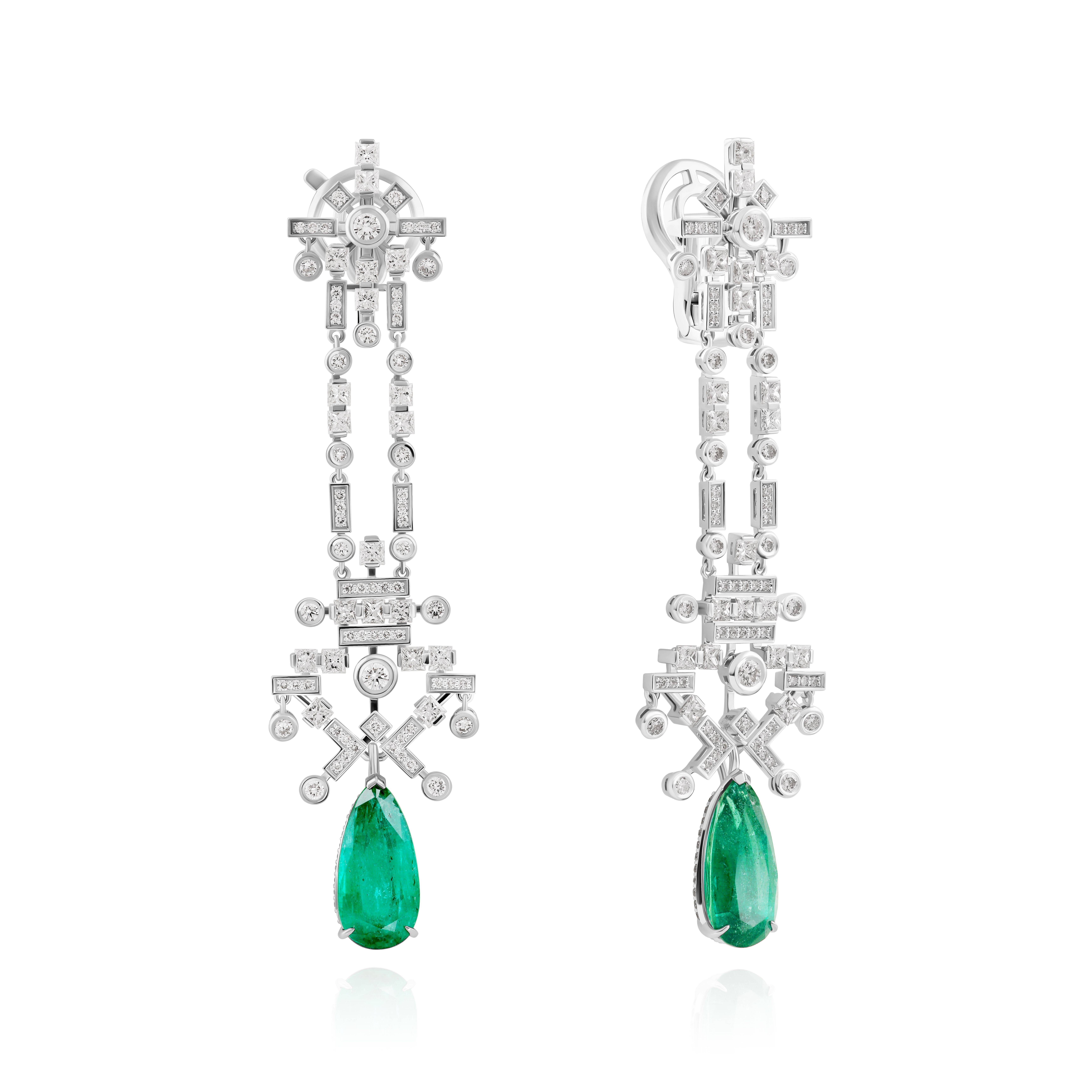 Серьги из белого золота с изумрудами 11.49 ct и бриллиантами