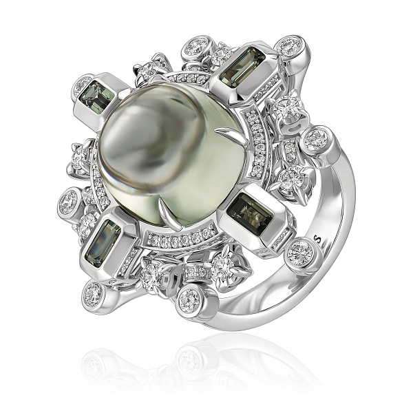 Кольцо из белого золота с сапфирами, бриллиантами и аметистом 12.325 ct