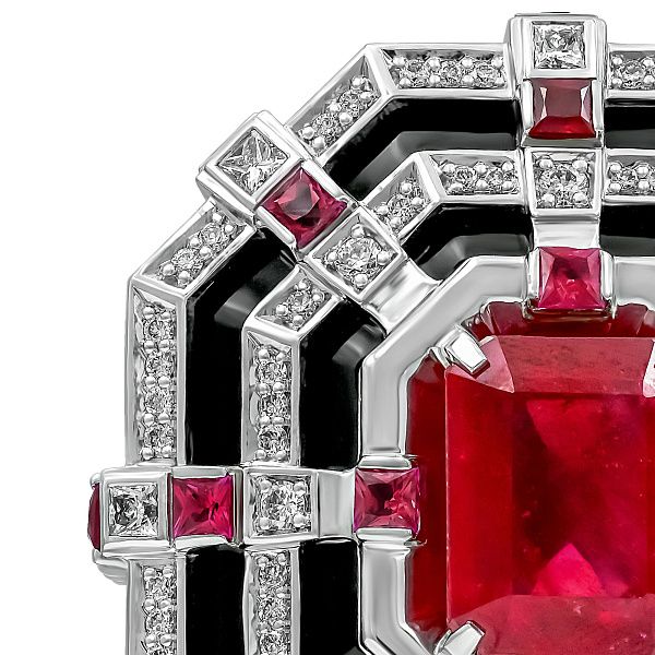 Кольцо из белого золота с рубином 4.71 ct и бриллиантами