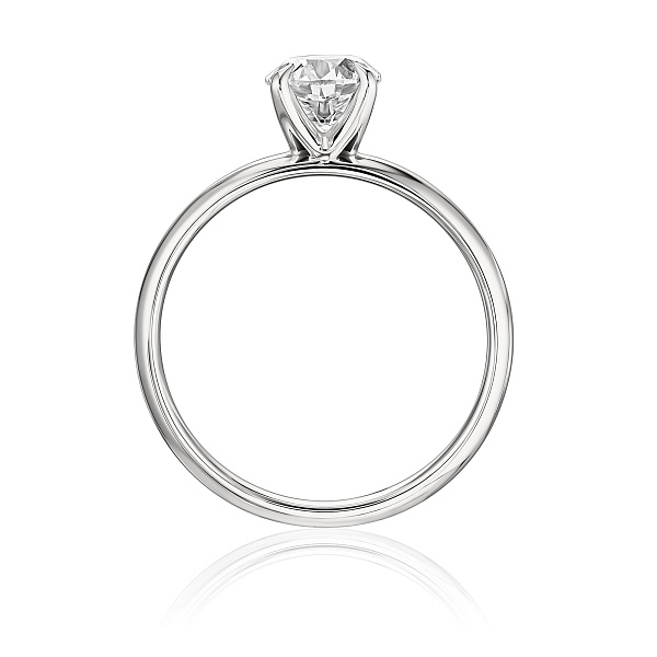 Кольцо из белого золота с бриллиантом