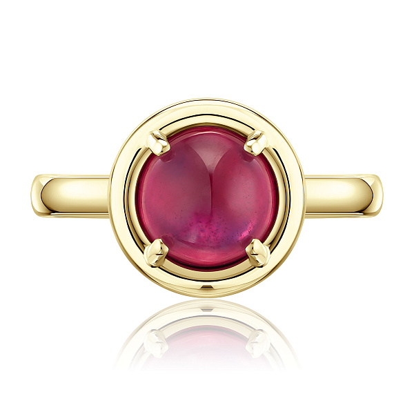 Кольцо из желтого золота с рубином