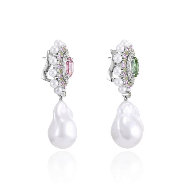 Серьги из белого золота с бриллиантами, хризолитами 1.15 ct, сапфирами, турмалинами 3.37 ct и жемчугом