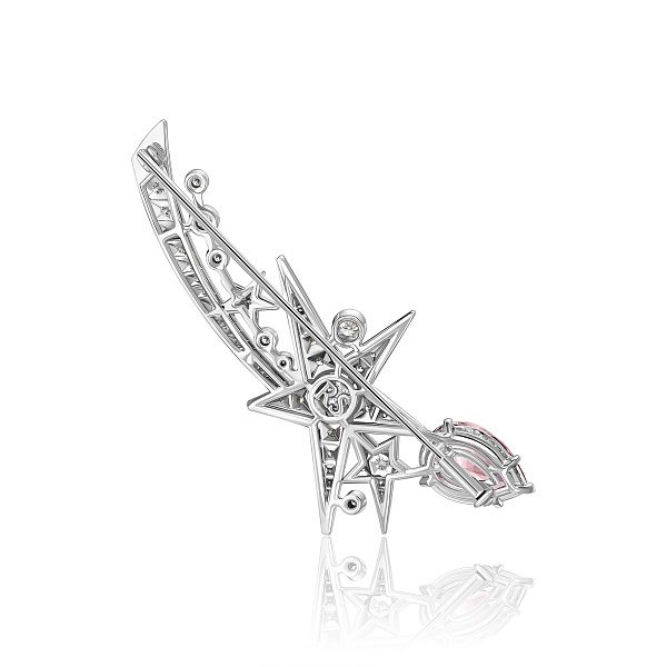 Брошь из белого золота с бриллиантами и морганитом 4.21 ct