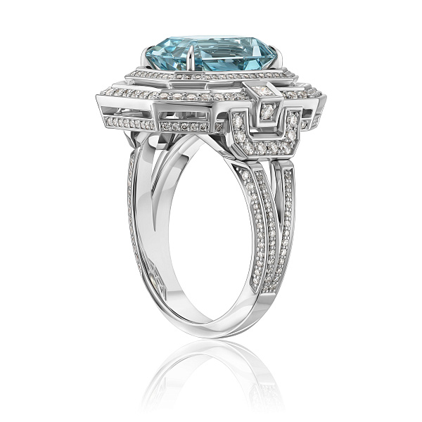 Кольцо из белого золота с бриллиантами и аквамарином 4.82 ct