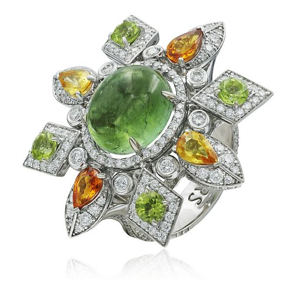 Кольцо из белого золота с турмалином 6.95 ct, сапфирами, хризолитами и бриллиантами