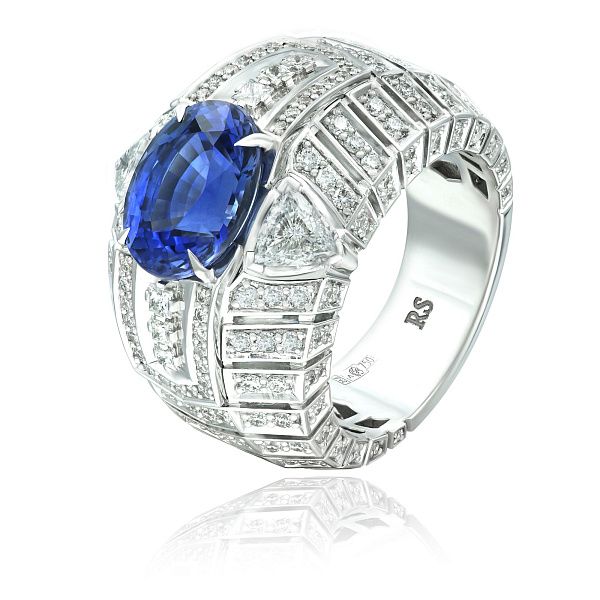 Кольцо из белого золота с бриллиантами и сапфиром 5.54 ct