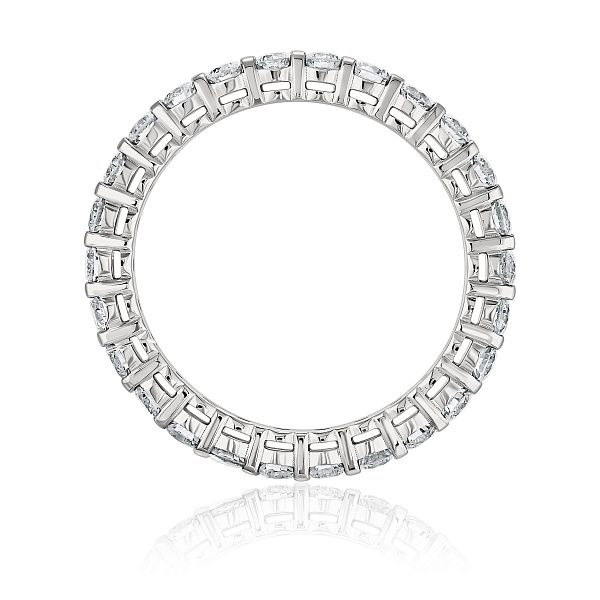 Кольцо из белого золота с бриллиантами