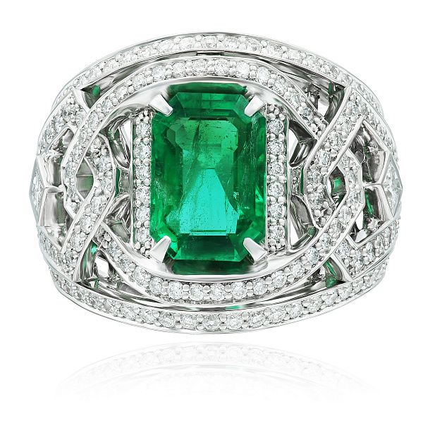 Кольцо с бриллиантами и изумрудом 2.76 ct