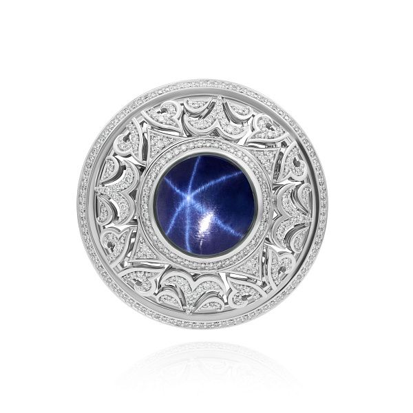 Брошь из белого золота с сапфиром 23.98 ct и бриллиантами