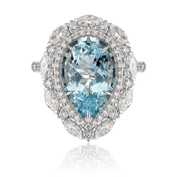 Кольцо из белого золота с бриллиантами и аквамарином 3.97 ct