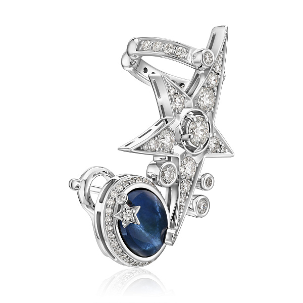 Серьга кафф из белого золота с бриллиантами и сапфиром 5.29 ct