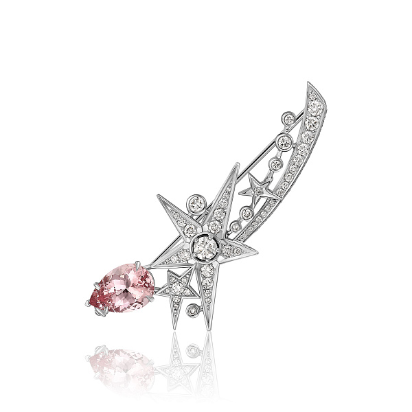 Брошь из белого золота с бриллиантами и морганитом 4.21 ct