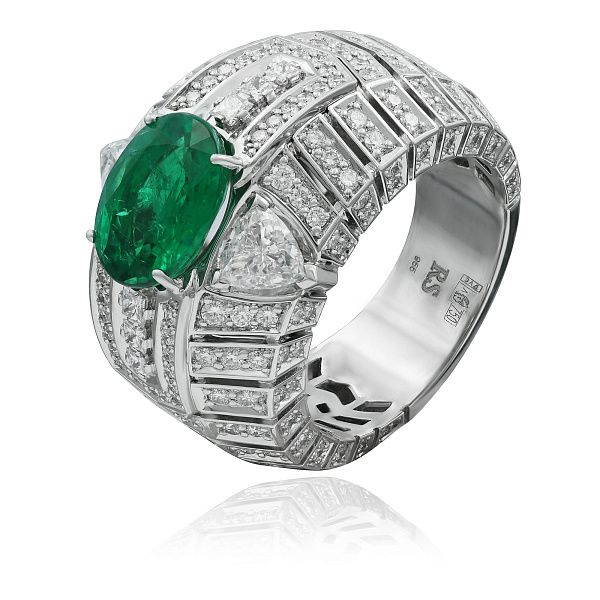 Кольцо из белого золота с бриллиантами и изумрудом 2.79 ct