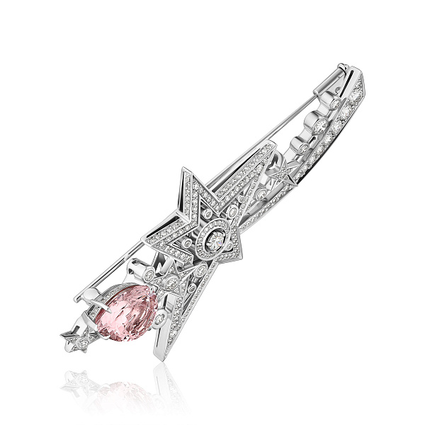 Брошь из белого золота с бриллиантами и морганитом 4.18 ct
