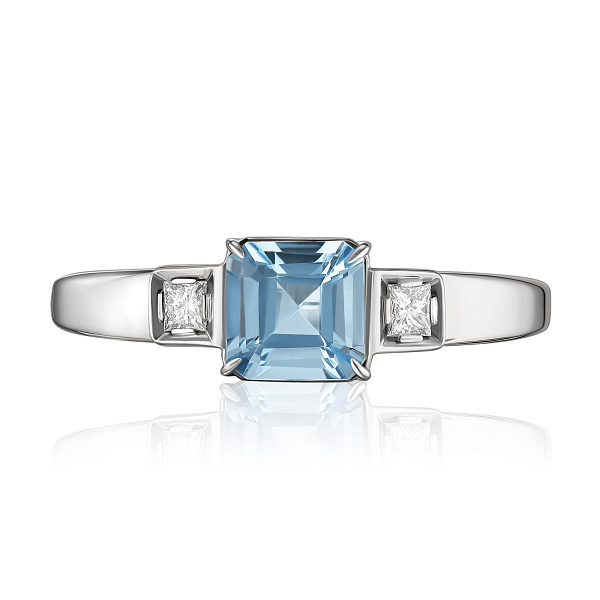 Кольцо из белого золота с аквамарином и бриллиантами