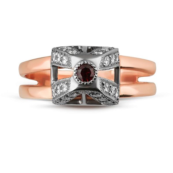 Кольцо из красного золота с бриллиантами и альмандином