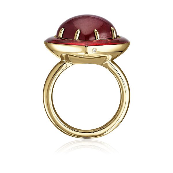 Кольцо из желтого золота с рубином 16.26 ct и бриллиантом